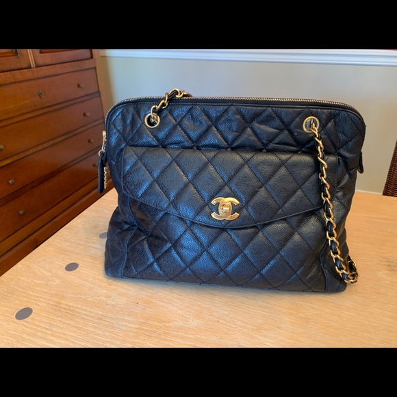 CHANEL Handbags - Genuine Chanel handbag